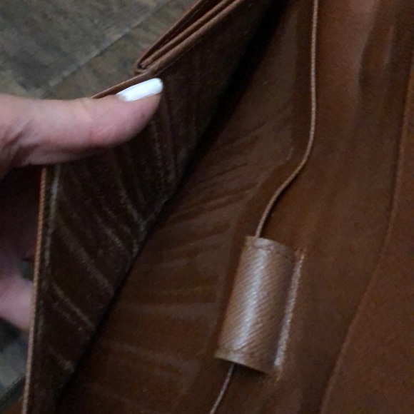Authentic Louis Vuitton Voyager - Picture 10 of 11
